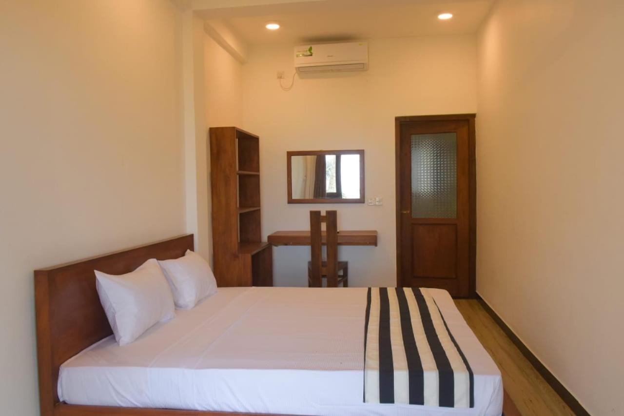 Ocean Breeze Villa Ματάρα Δωμάτιο φωτογραφία