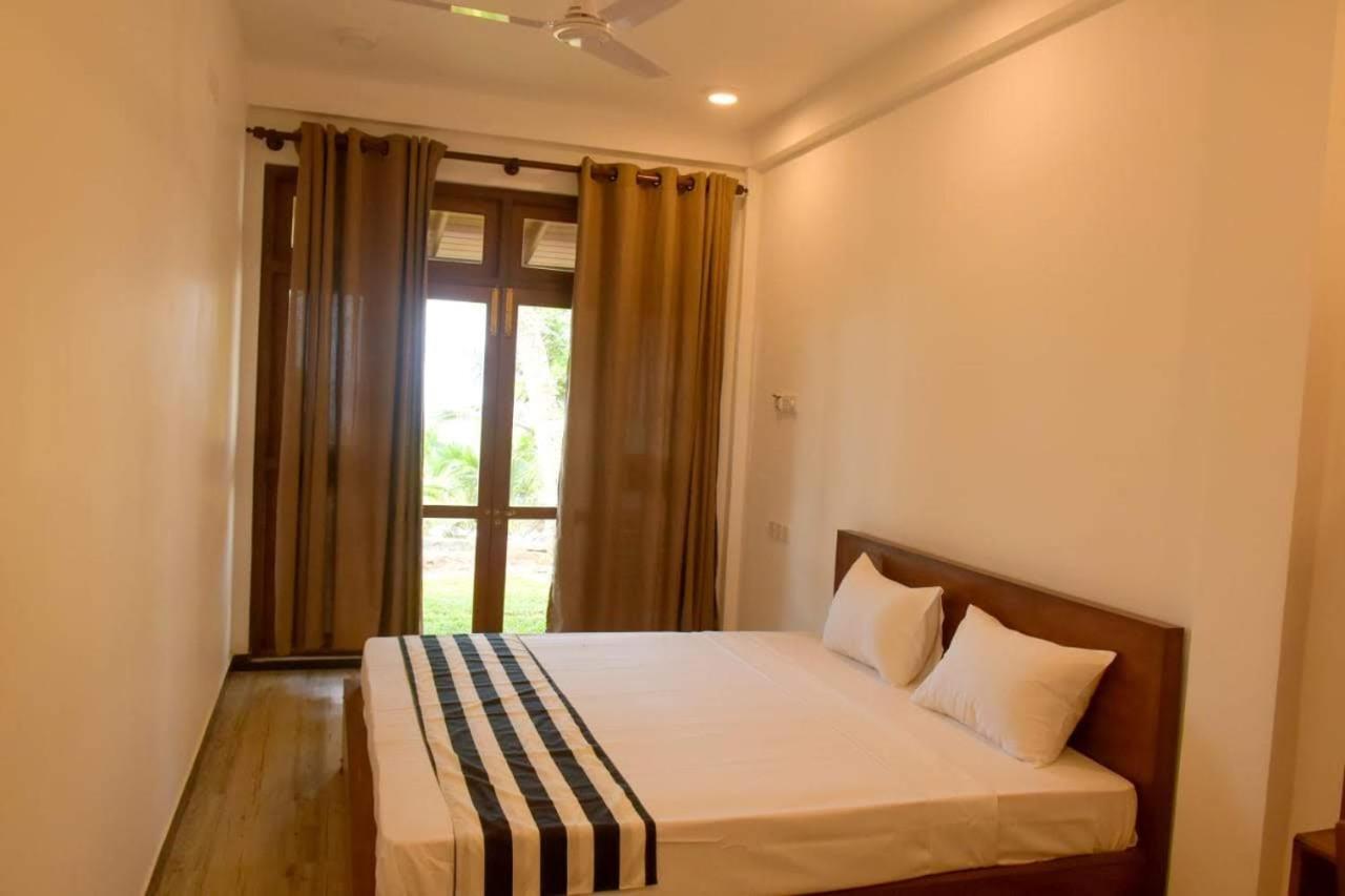 Ocean Breeze Villa Ματάρα Εξωτερικό φωτογραφία